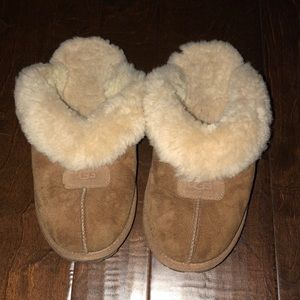 UGG Chestnut COQUETTE SLIPPER